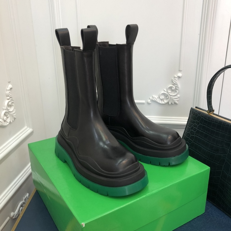 b0tte*a Ven*ta tire leather ankle boots