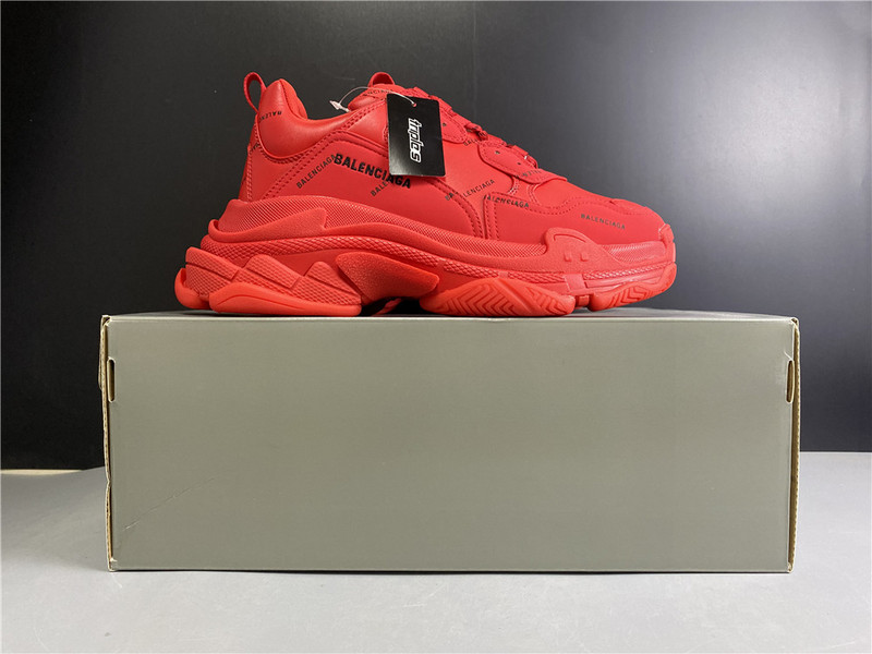 Balenciaga TRIPLE S TRAINER