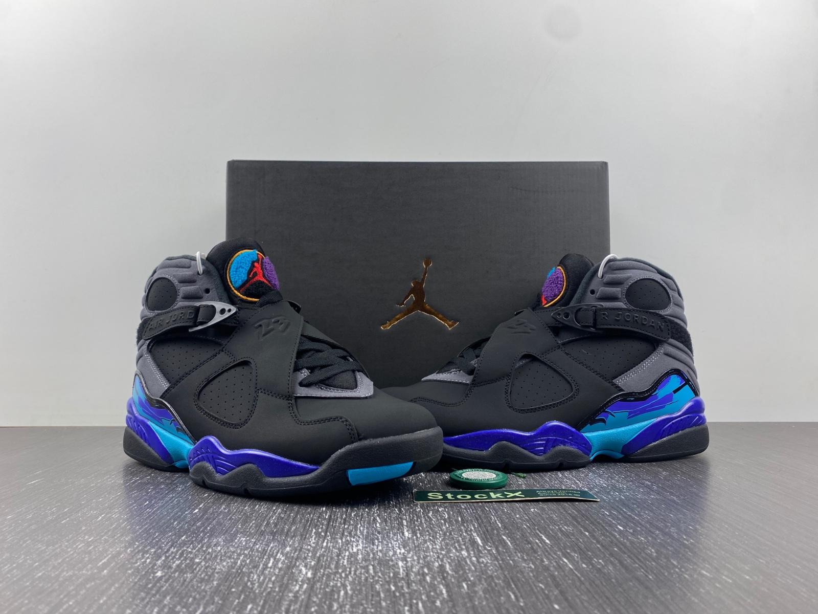 Air Jordan 8 Retro