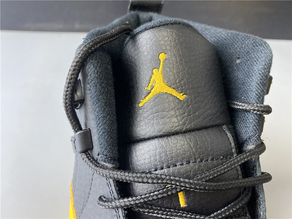Air Jordan 12 Retro "University Gold" 130690-070