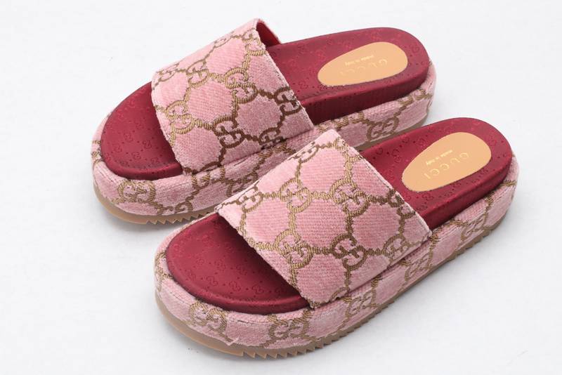 GUCCI WOMEN