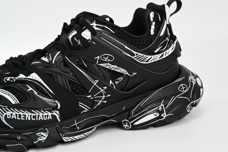 Balenciaga Tess S.Black Black-And-White Painting 542023 W3SR2 2315