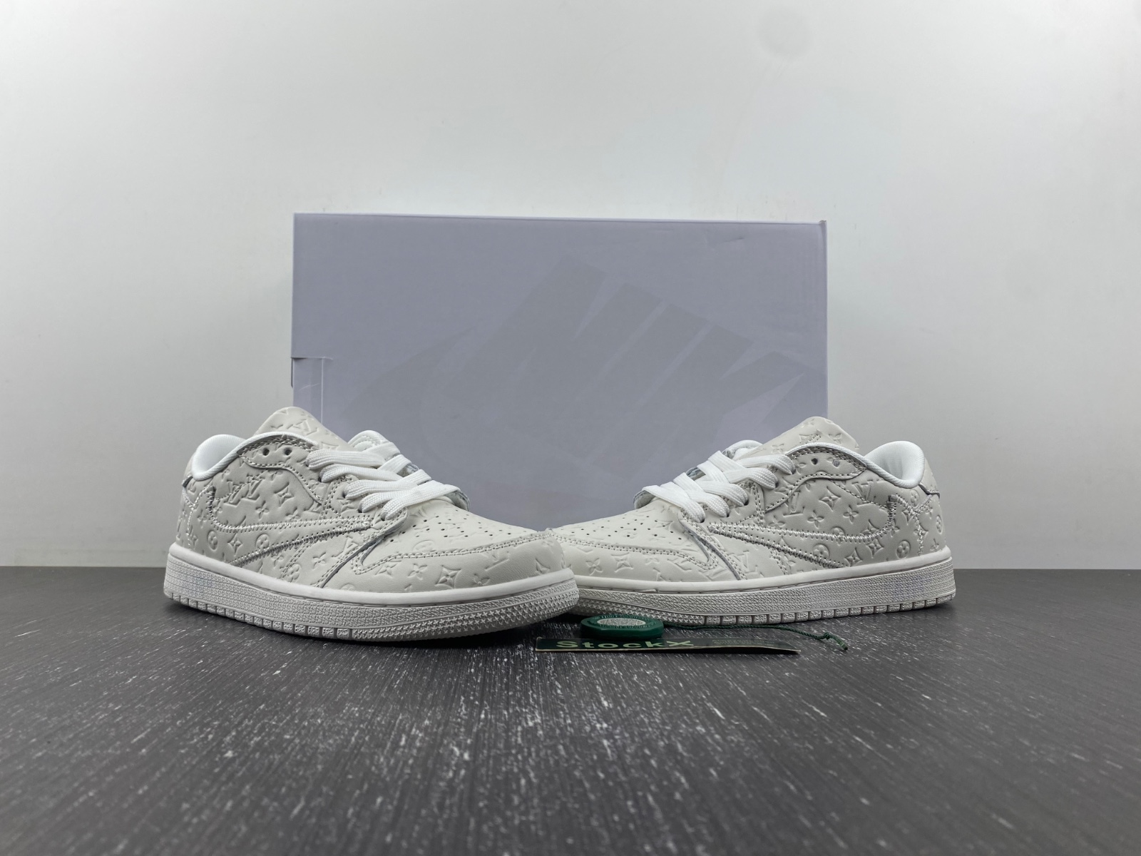 OFF-WHITE x Travis Scott  xLV x Air Jordan 1 custom