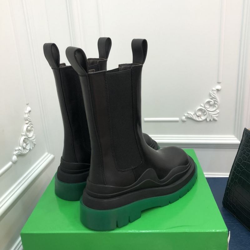 b0tte*a Ven*ta tire leather ankle boots