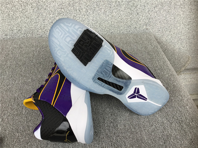 Nike Zoom Kobe 5 Protro