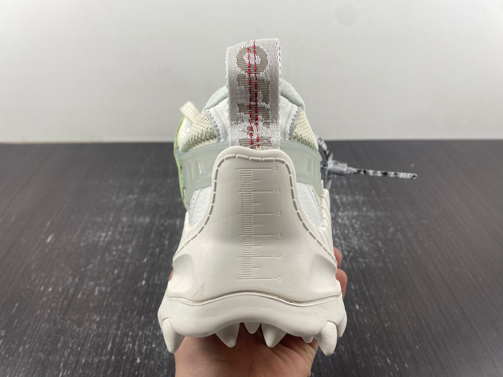 OW C/O ODSY-1000 SNEAKERS