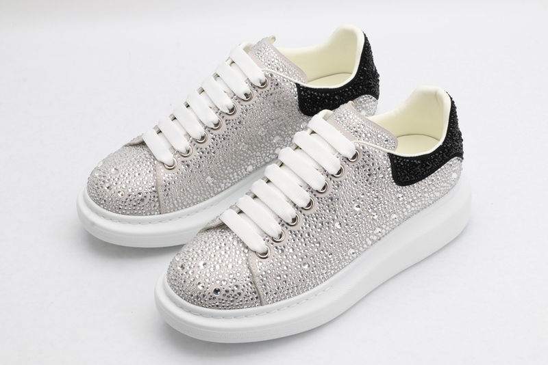 MCQUEEN OVERSIZED SNEAKER