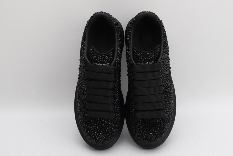 MCQUEEN OVERSIZED SNEAKER