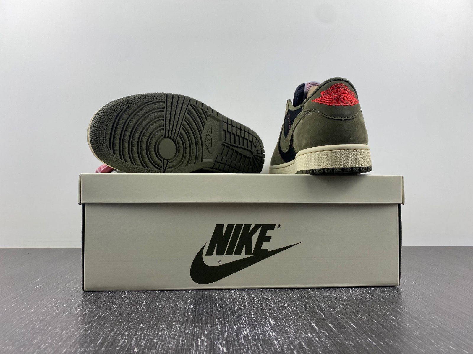 TRAVIS SCOTT X AIR JORDAN 1 LOW OG SP