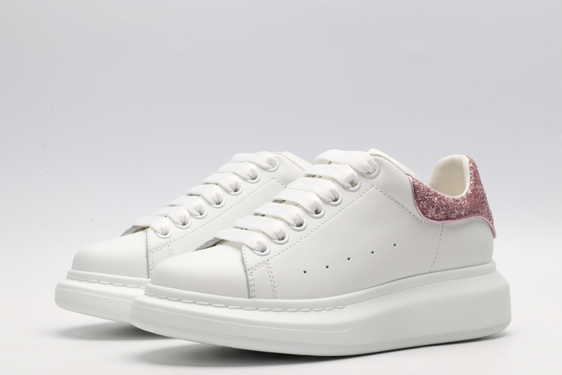 MCQUEEN OVERSIZED SNEAKER
