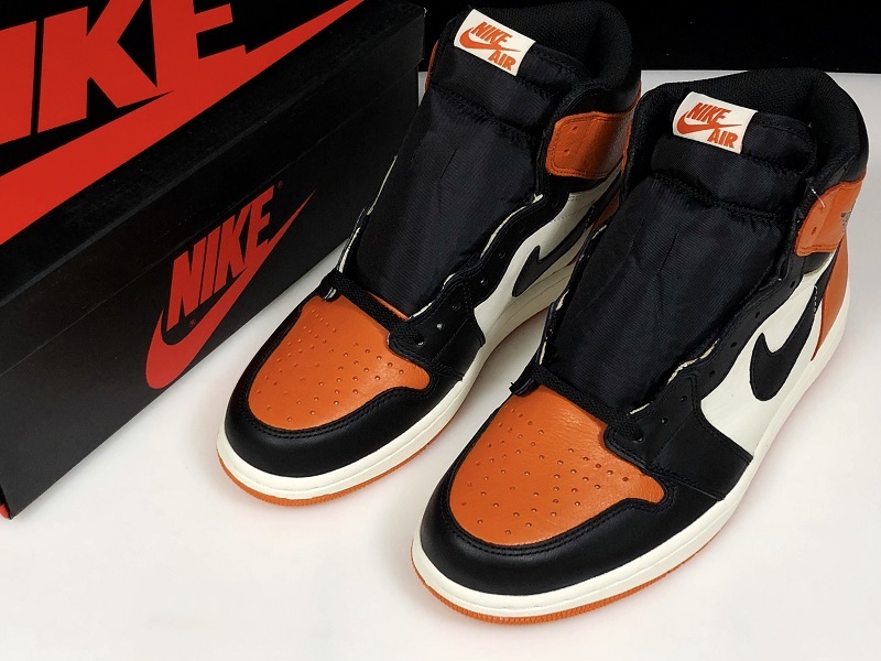 Air Jordan 1 Retro High OG