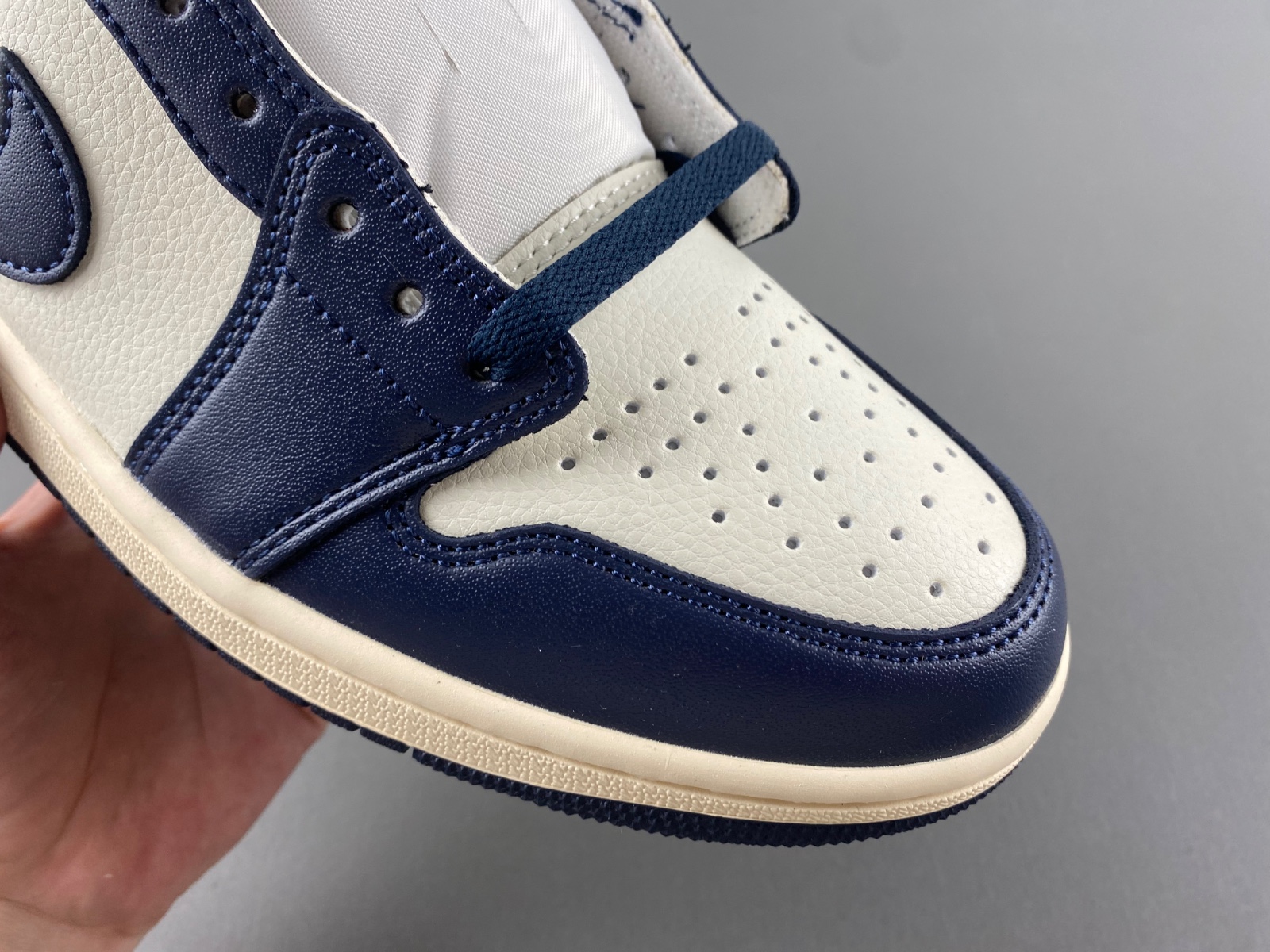Air Jordan 1 Low R CZ0790-400