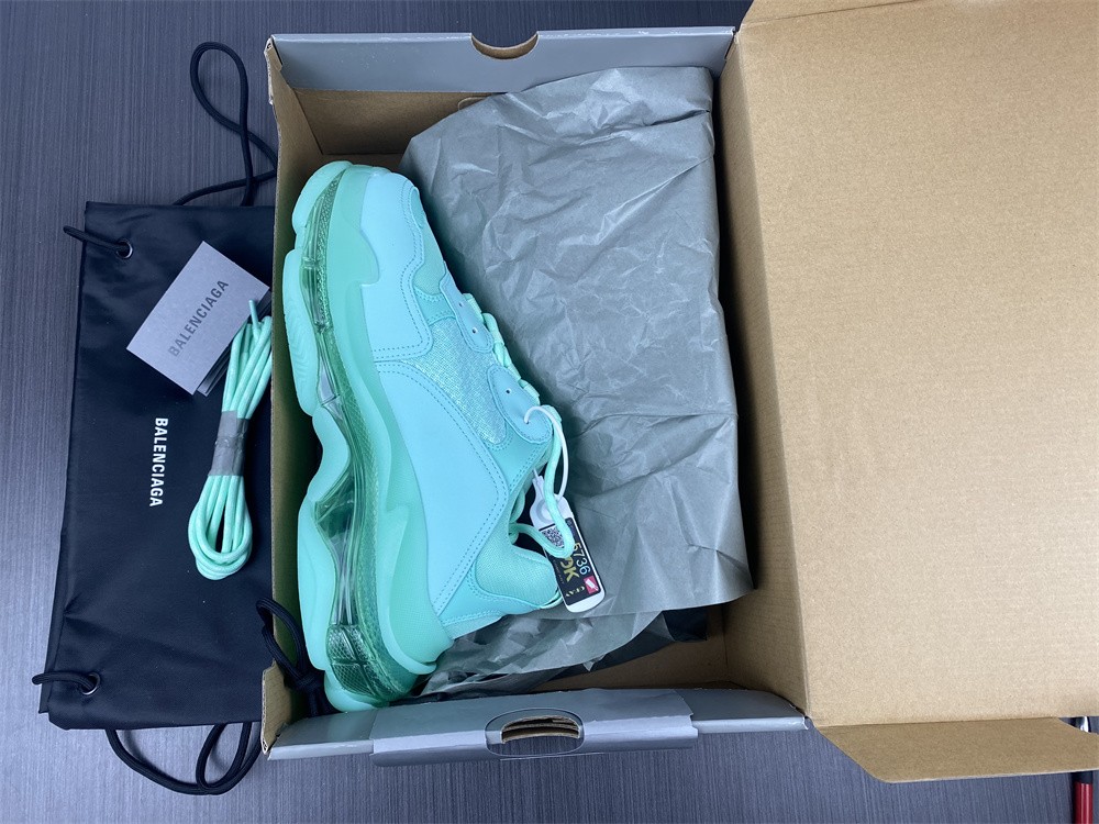 Balenciaga TRIPLE S TRAINER