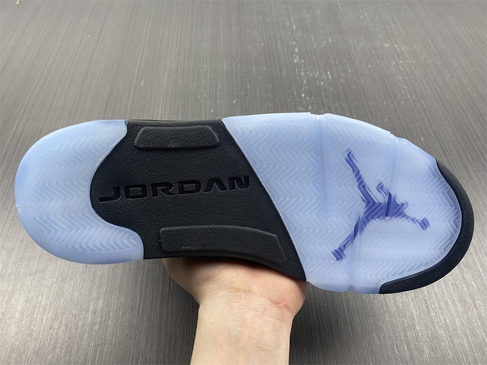 Air Jordan 5 Retro