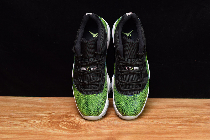Air Jordan 11 Retro Low 