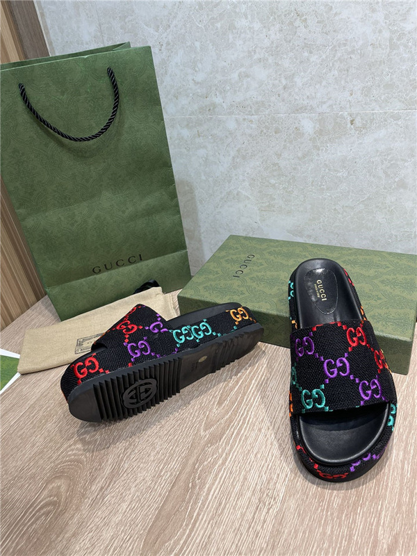 GUCCI WOMEN
