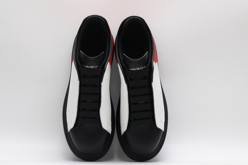 MCQUEEN OVERSIZED SNEAKER