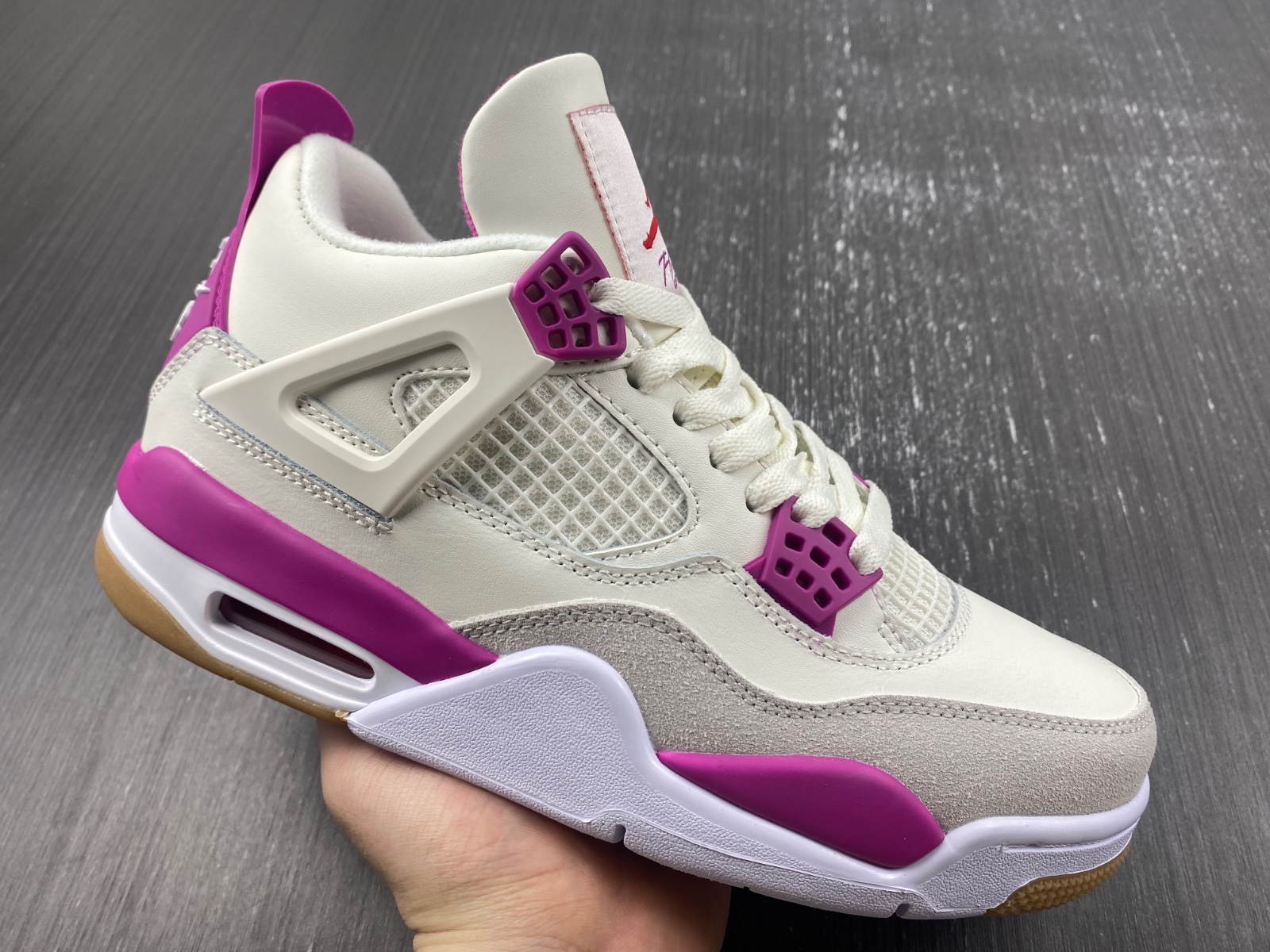 Nike SB x Air Jordan 4 customize