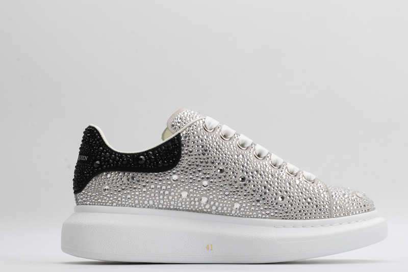 MCQUEEN OVERSIZED SNEAKER