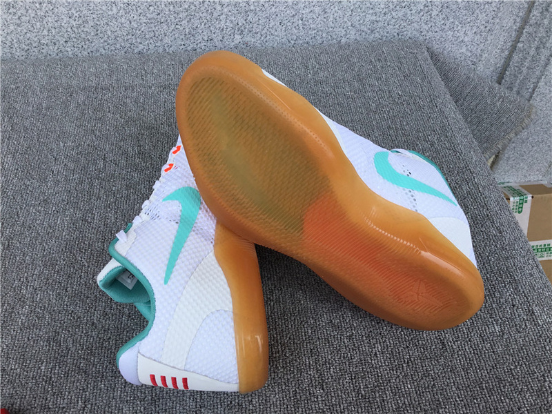 Nike Kobe 11 EP