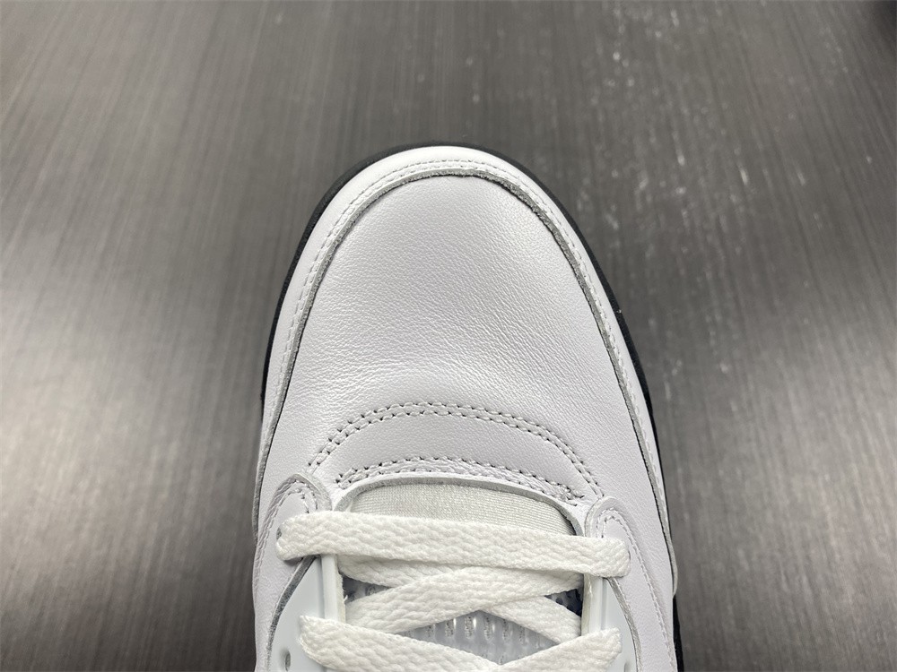 Air Jordan 5 Retro