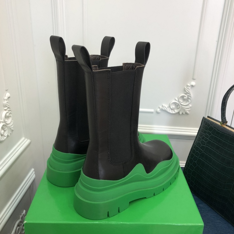 b0tte*a Ven*ta tire leather ankle boots