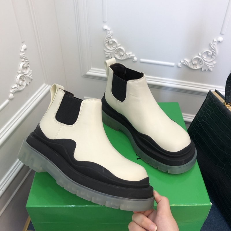 b0tte*a Ven*ta tire leather ankle boots