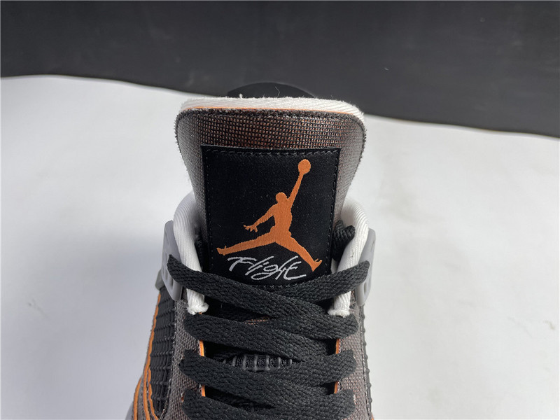 Air Jordan 4 Retro