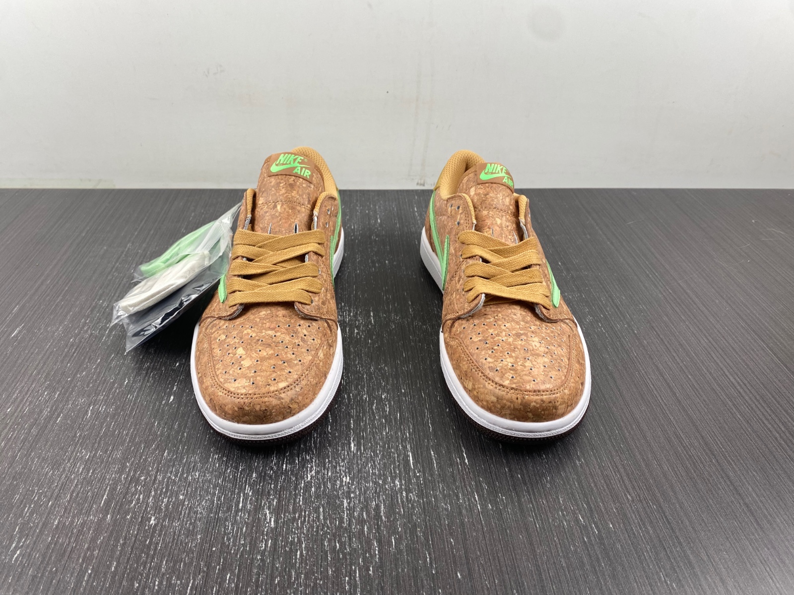 Travis scott x Air Jordan 1 Low