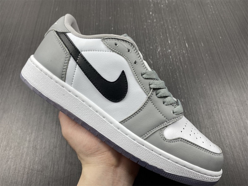 Air Jordan 1 Low Golf
