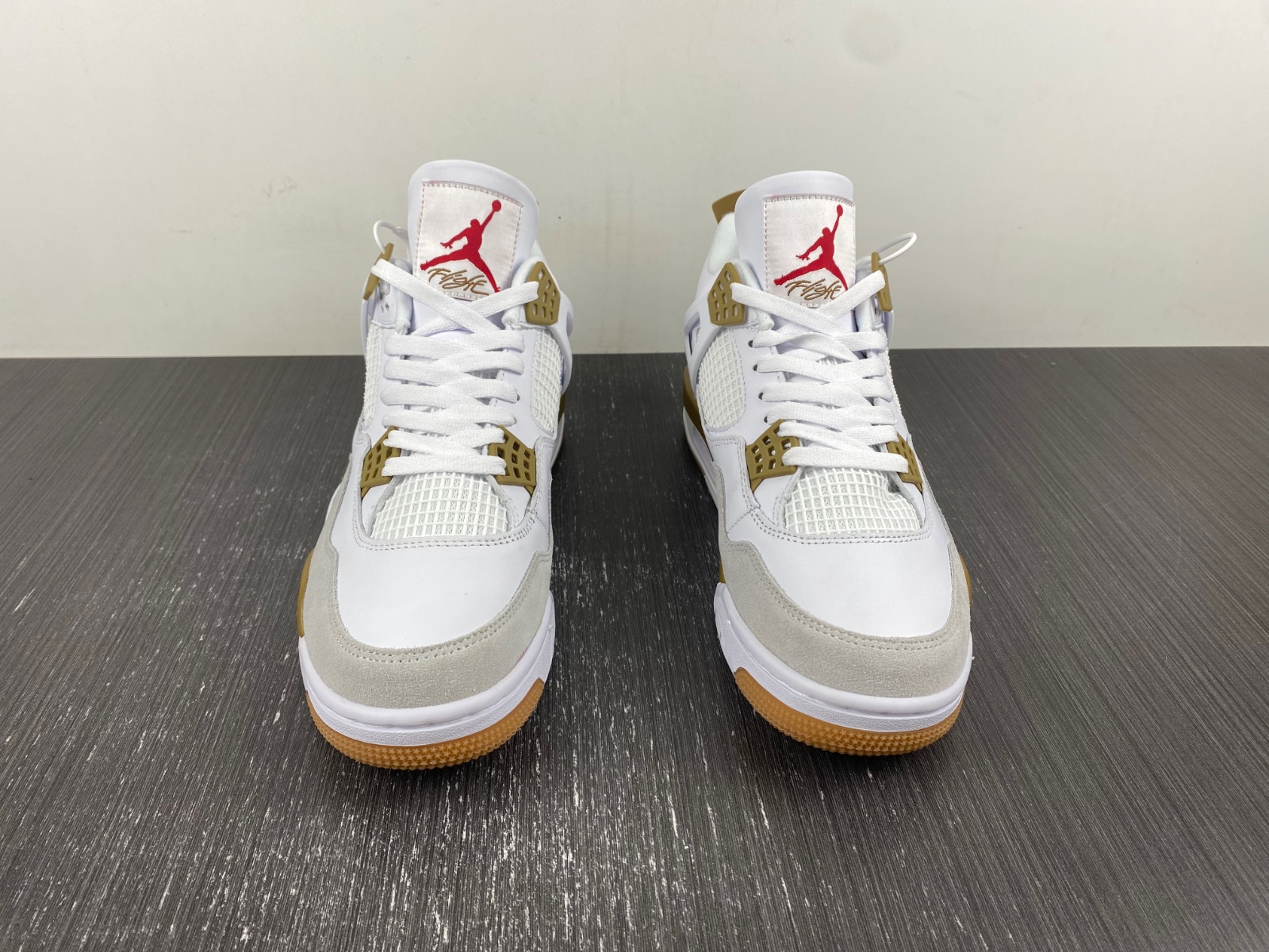 Nike SB x Air Jordan 4 customize