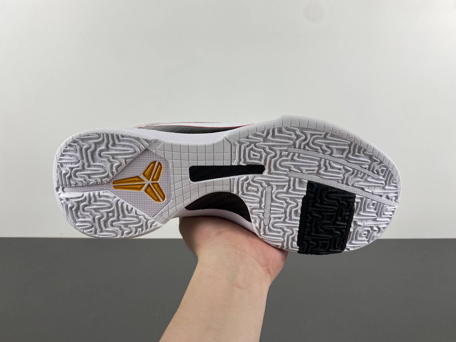 Nike Zoom Kobe 5 Protro Alternate Bruce Lee CD4991-101