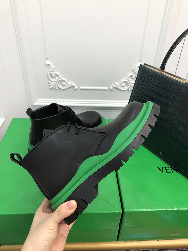 b0tte*a Ven*ta tire leather ankle boots