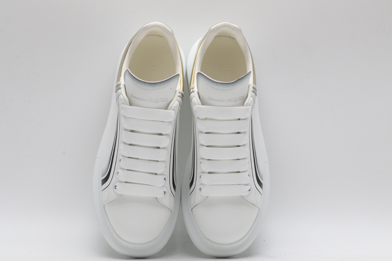 MCQUEEN OVERSIZED SNEAKER