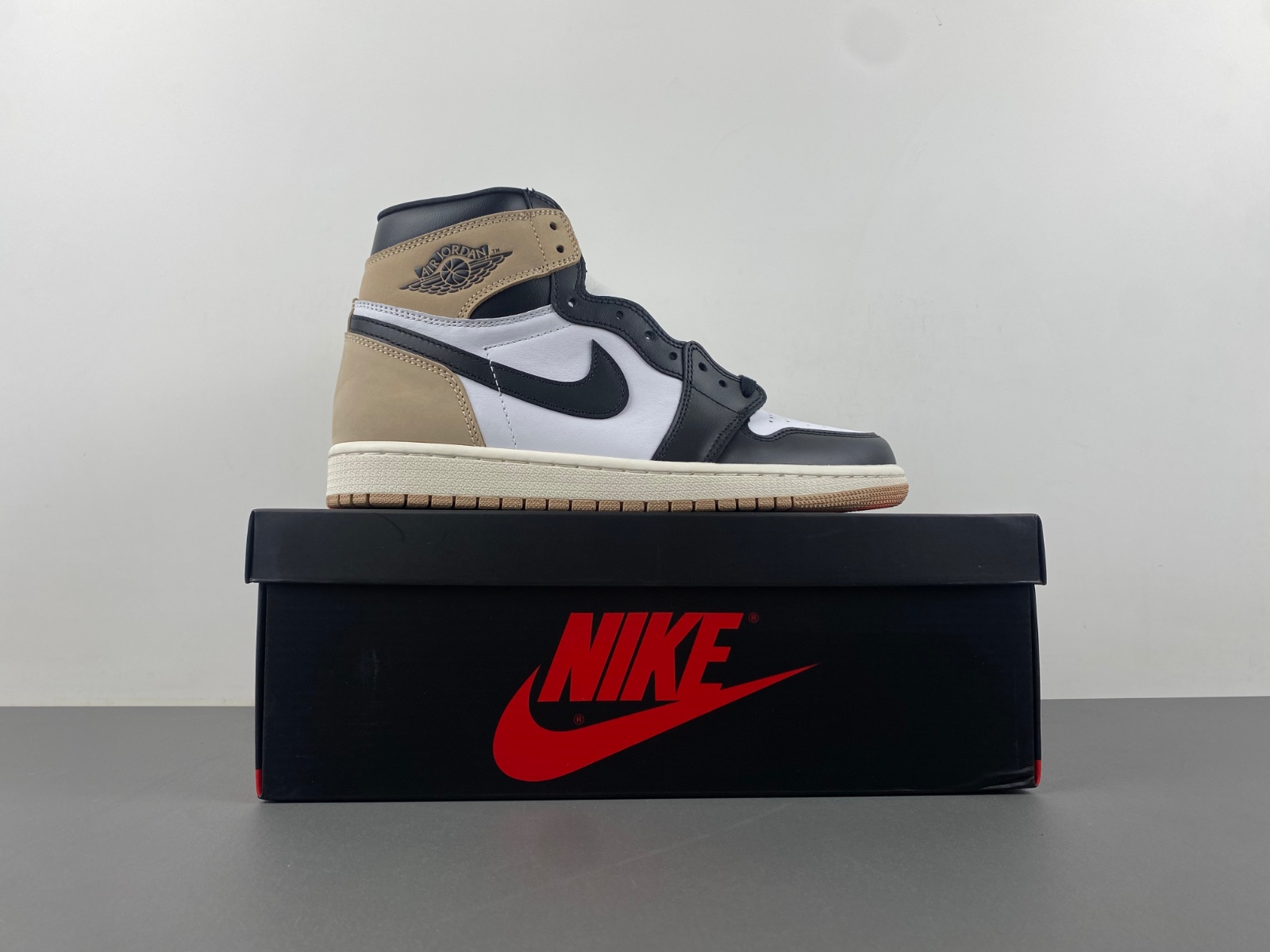 Air Jordan 1 Retro High OG
