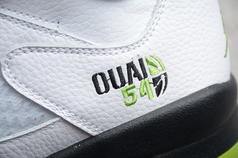 Air Jordan 5 Retro Q54