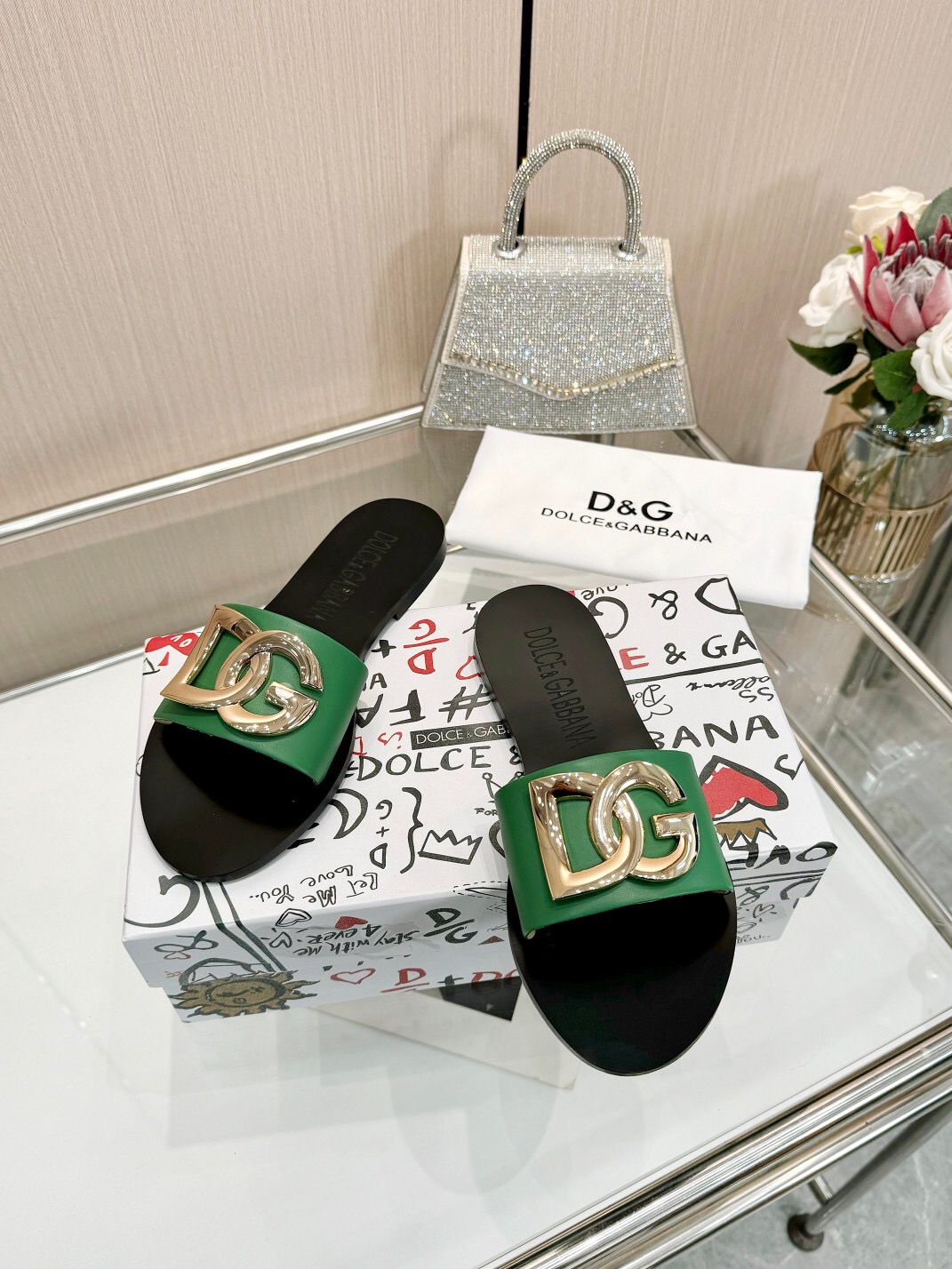 DG SANDALS