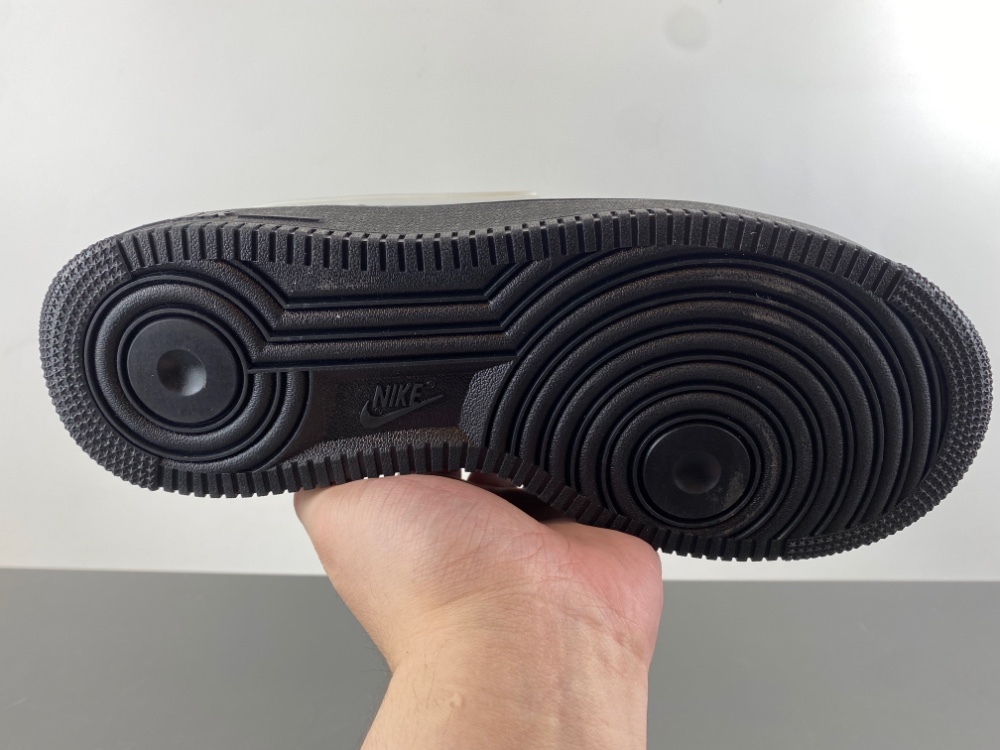 AMBUSH x Nike Air Force 1 Low “Black” DV3464-001
