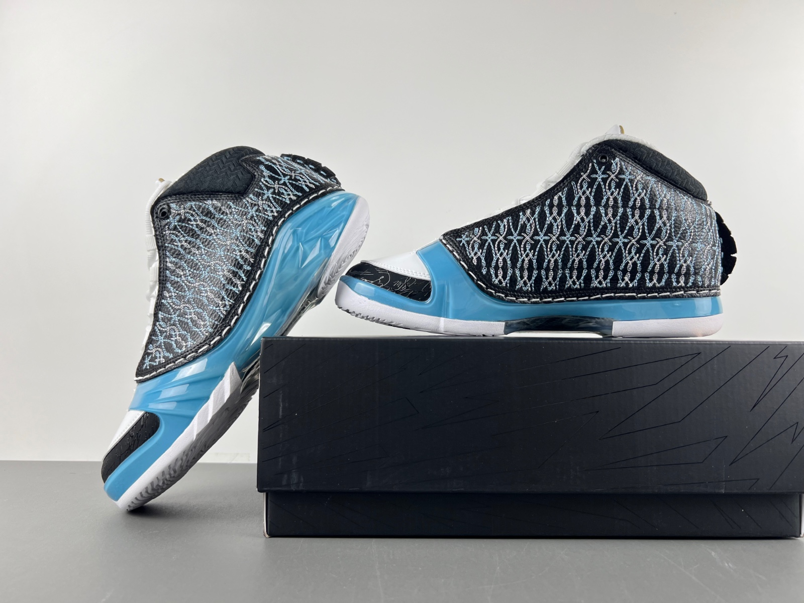 Air Jordan 23