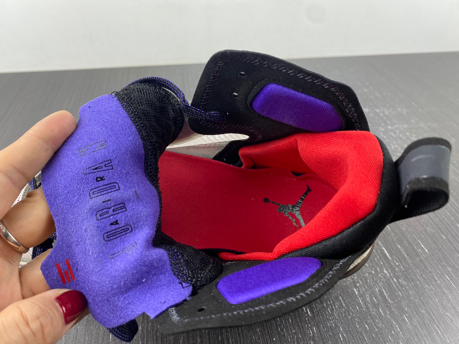 AIR JORDAN 37