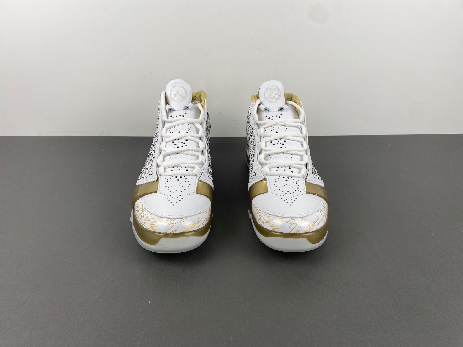 Air Jordan Trophy Room x Air Jordan 23 Retro