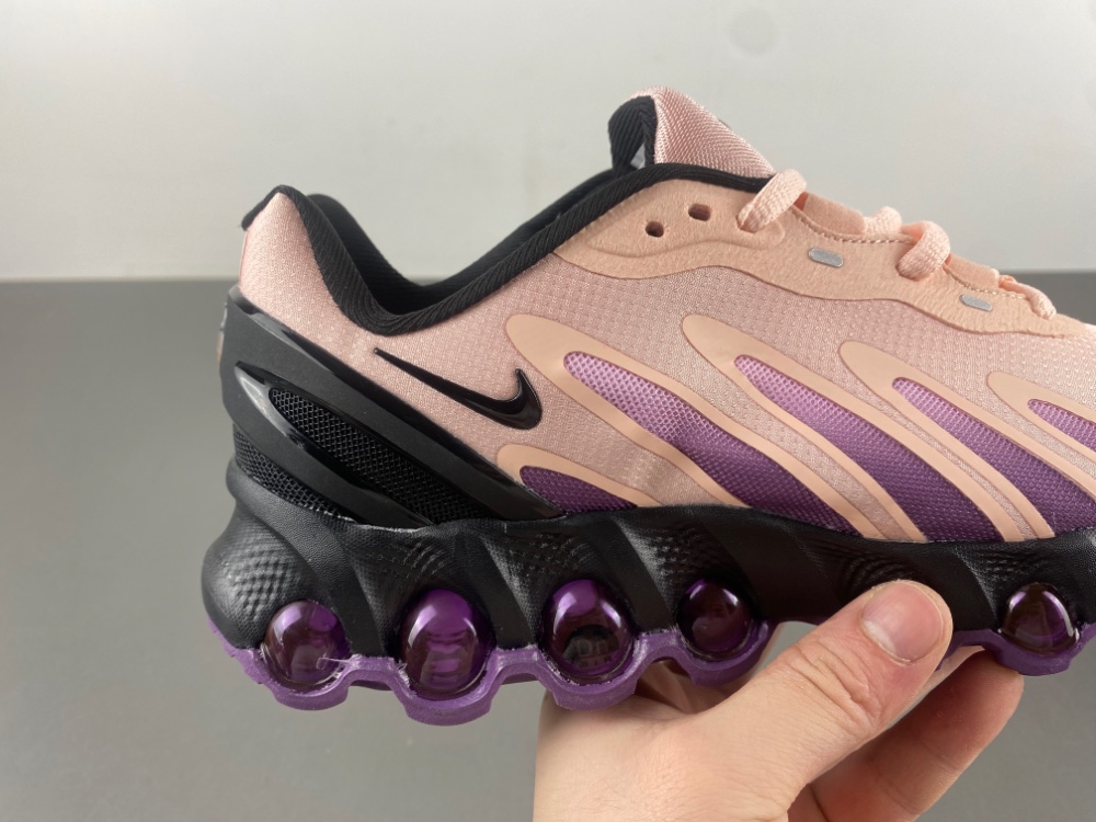 Nike Air Max DN 8