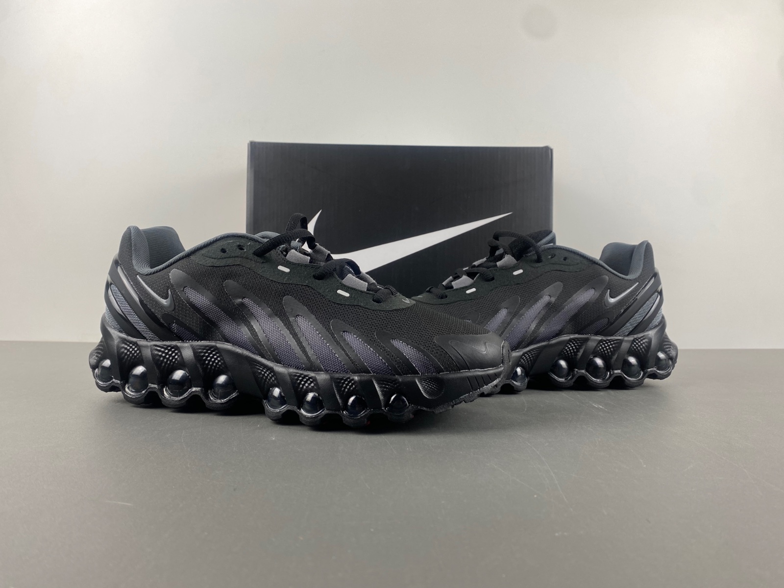 Nike Air Max DN 8