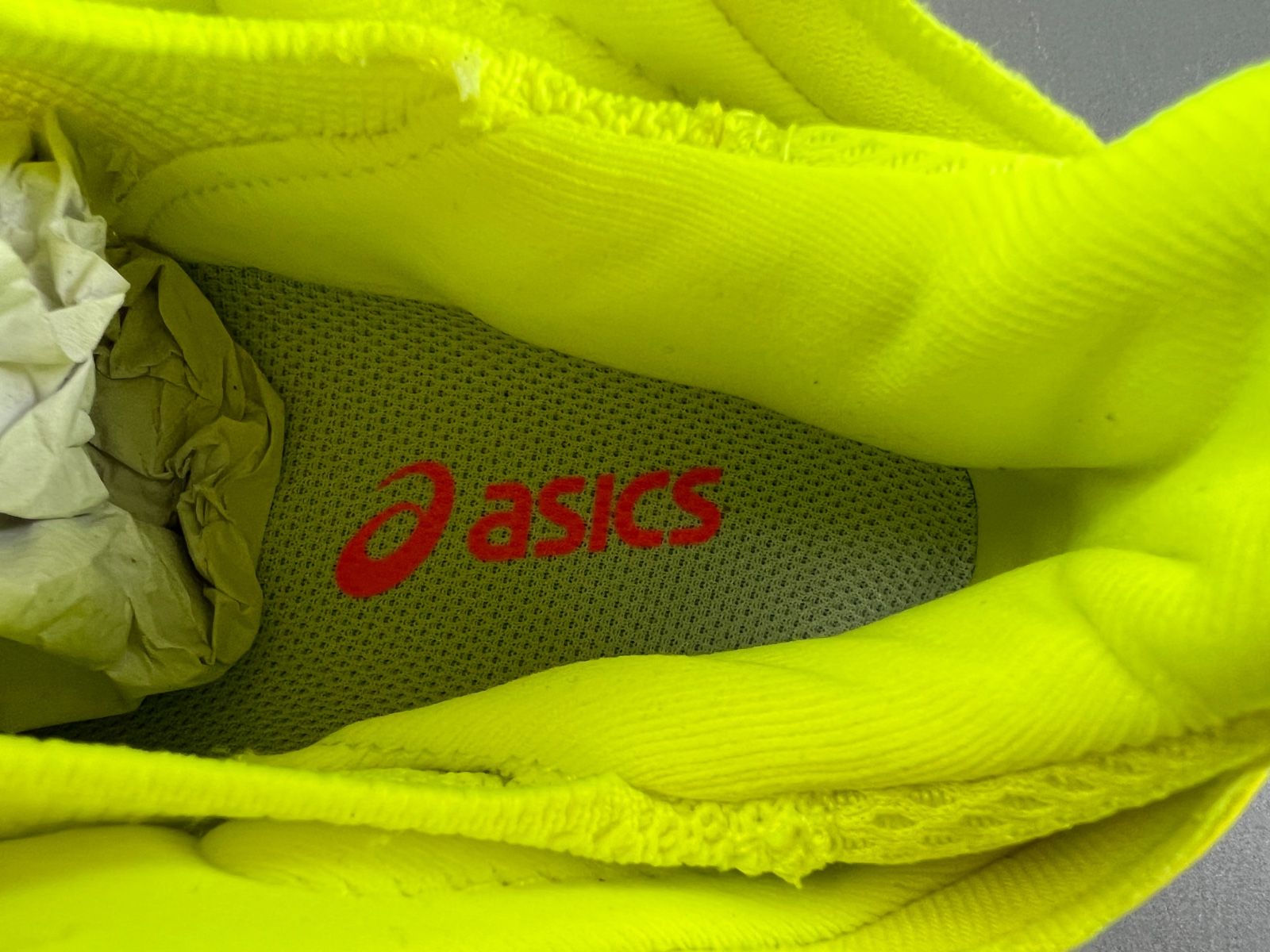 ASICS sneaker