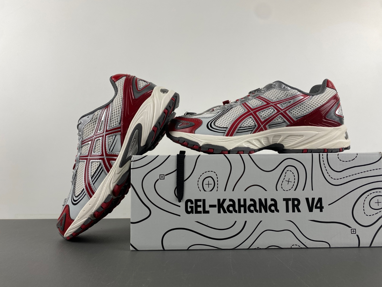 ASICS sneaker
