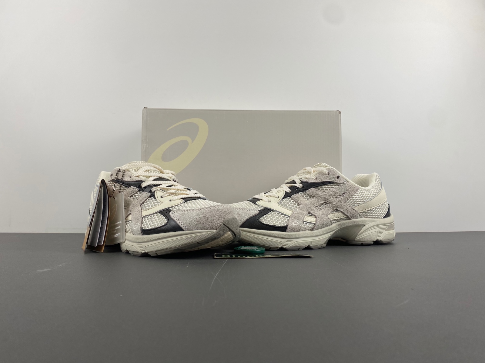 ASICS sneaker
