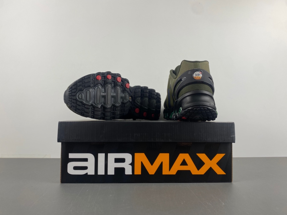 Nike Air Max DN 8