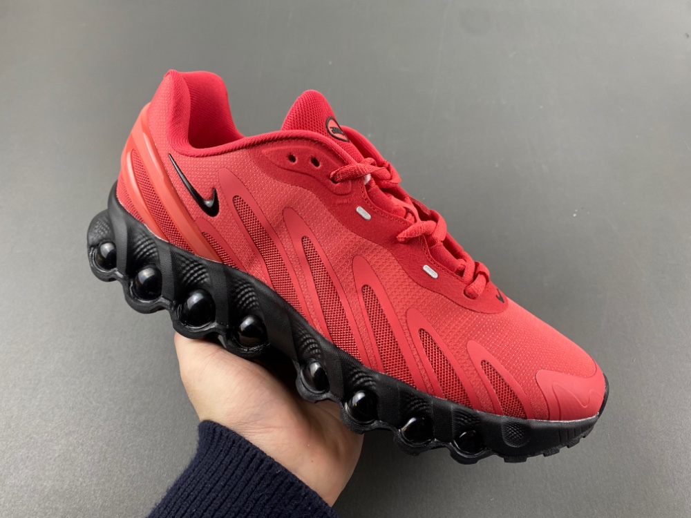 Nike Air Max DN 8