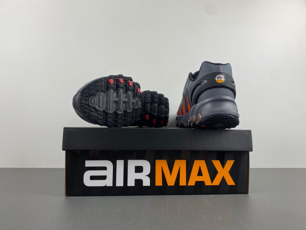 Nike Air Max DN 8
