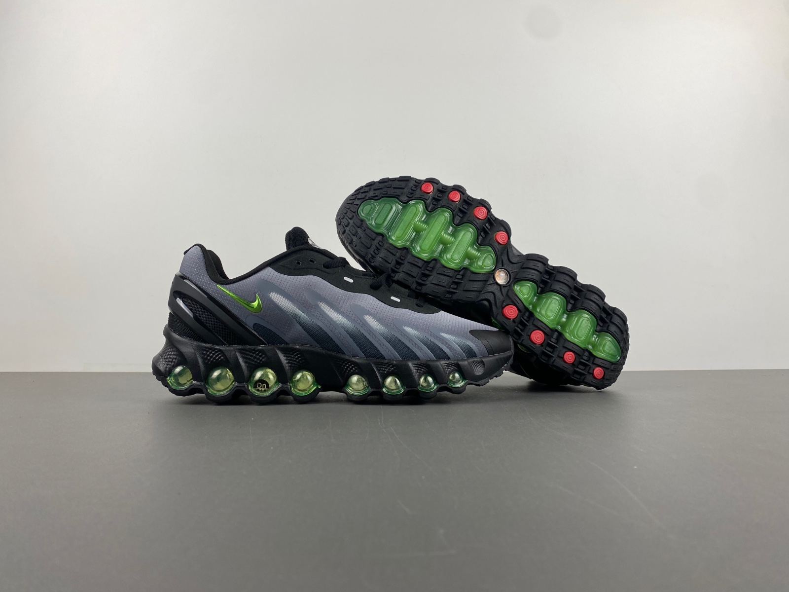 Nike Air Max DN 8